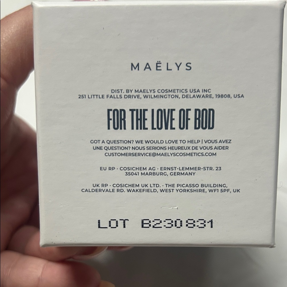 MAËLYS - Re-Shine Illuminating Body Serum - White and Yellow - Picture 3 of 7